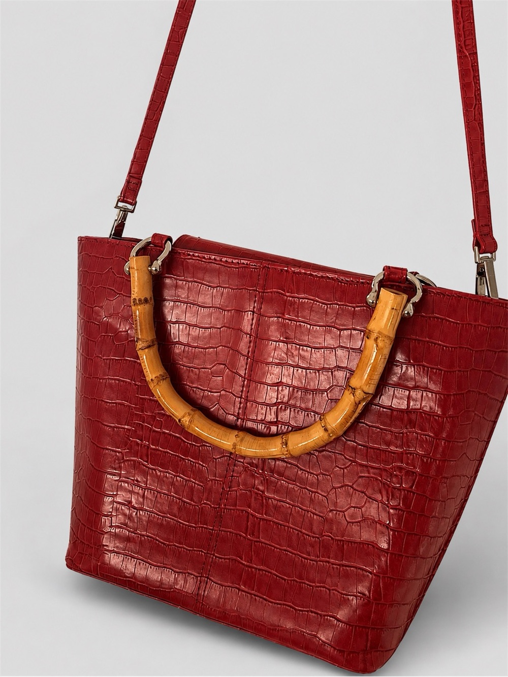 Vintage Red Croc-Embossed Tote with Bamboo Handle Bag